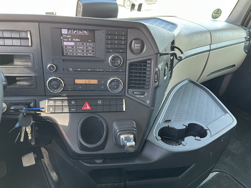 Mercedes-Benz Actros 1842 Streamspace / 945 dkm / 2 Tanks / NL Truck - رأس تريلا: صورة 5 Mercedes-Benz Actros 1842 Streamspace / 945 dkm / 2 Tanks / NL Truck - رأس تريلا: صورة 5