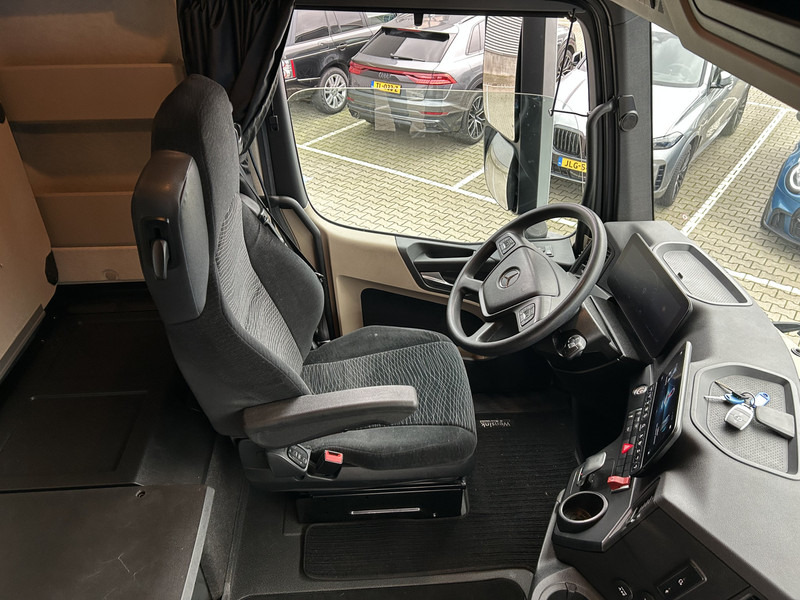 Mercedes-Benz Actros 1845 Gigaspace / 314 dkm / Tacho V2 / Blower / Stand Airco / APK 04-26 - رأس تريلا: صورة 3 Mercedes-Benz Actros 1845 Gigaspace / 314 dkm / Tacho V2 / Blower / Stand Airco / APK 04-26 - رأس تريلا: صورة 3