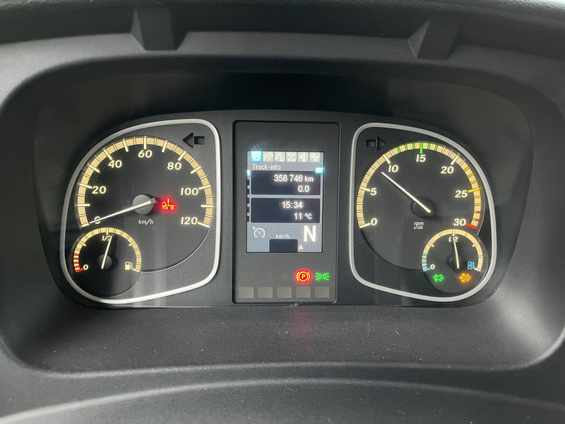Mercedes-Benz Atego 816 / Horse Truck - 3 Horses / Camper / NL Truck - عربة نقل خيل: صورة 4 Mercedes-Benz Atego 816 / Horse Truck - 3 Horses / Camper / NL Truck - عربة نقل خيل: صورة 4