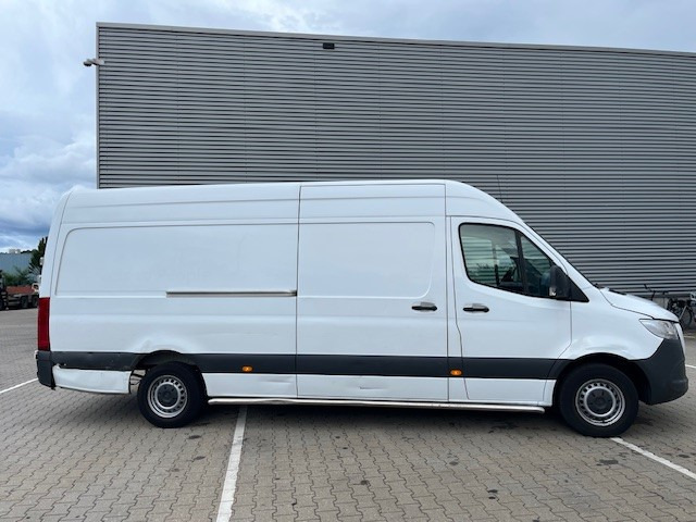 Mercedes-Benz Sprinter 315 1.9 CDI / L4 H2 / Automatic / APK-TUV 04-26 - فان: صورة 2 Mercedes-Benz Sprinter 315 1.9 CDI / L4 H2 / Automatic / APK-TUV 04-26 - فان: صورة 2