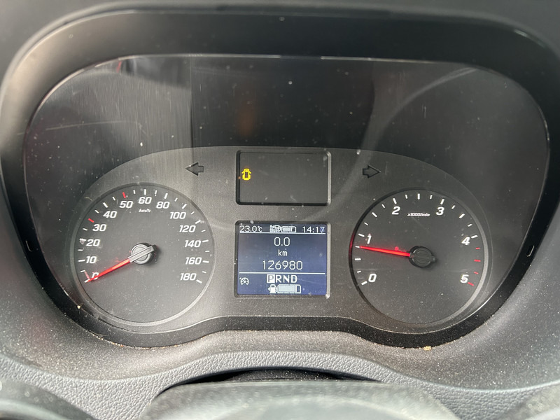 Mercedes-Benz Sprinter 515 1.9 CDI / 126 dkm / Box 4.4 mtr / Laadklep / APK 07-26 - شاحنة بصندوق مغلق: صورة 4 Mercedes-Benz Sprinter 515 1.9 CDI / 126 dkm / Box 4.4 mtr / Laadklep / APK 07-26 - شاحنة بصندوق مغلق: صورة 4