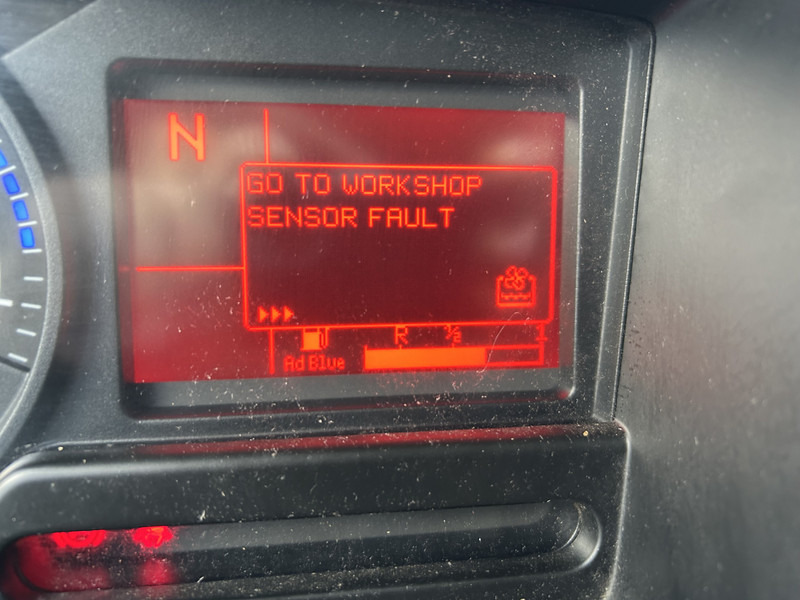 Renault D 210 Euro 6 C / 12 Ton / 293 dkm / Box / Loadlift / APK TUV 09-26 - شاحنة صندوقية: صورة 5 Renault D 210 Euro 6 C / 12 Ton / 293 dkm / Box / Loadlift / APK TUV 09-26 - شاحنة صندوقية: صورة 5