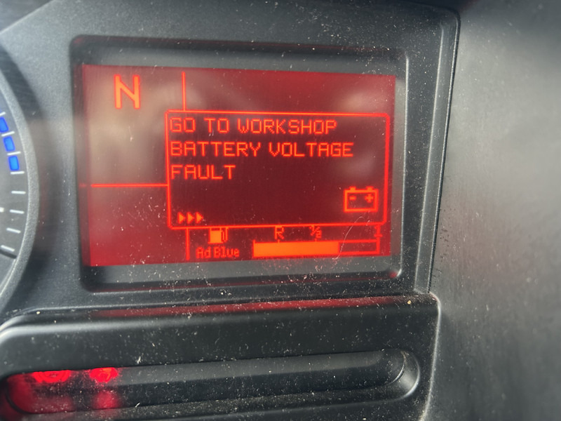 شاحنة صندوقية Renault D 210 Euro 6 C / 12 Ton / 293 dkm / Box / Loadlift / APK TUV 09-26: صورة 6