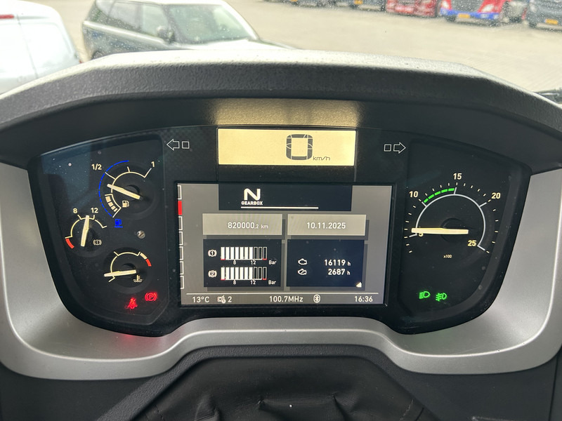 Renault T 380 Comfort / 820 dkm / Curtainside / Loadlift / APK TUV 02-26 - شاحنة ذات ستائر جانبية: صورة 4 Renault T 380 Comfort / 820 dkm / Curtainside / Loadlift / APK TUV 02-26 - شاحنة ذات ستائر جانبية: صورة 4