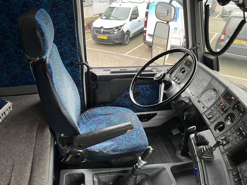 Scania R 143H V8 500 Streamline / V8 Sound / Retarder / Old Skool Classic - رأس تريلا: صورة 3 Scania R 143H V8 500 Streamline / V8 Sound / Retarder / Old Skool Classic - رأس تريلا: صورة 3