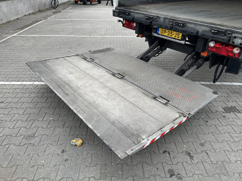 Schmitz Cargobull SCB S2 / Box Trailer / 2 axle / Loadlift / APK TUV 04-26 - نصف مقطورة بصندوق مغلق: صورة 5 Schmitz Cargobull SCB S2 / Box Trailer / 2 axle / Loadlift / APK TUV 04-26 - نصف مقطورة بصندوق مغلق: صورة 5