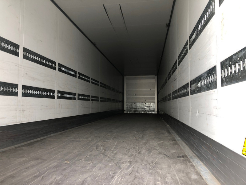 Schmitz Cargobull SCB S3B / 3 axle Disk / Isolated Box - نصف مقطورة بصندوق مغلق: صورة 3 Schmitz Cargobull SCB S3B / 3 axle Disk / Isolated Box - نصف مقطورة بصندوق مغلق: صورة 3