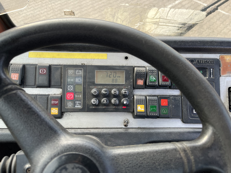 Terberg YT 182 / Terminal Tractor / Airco / Cummins - رأس تريلا: صورة 4 Terberg YT 182 / Terminal Tractor / Airco / Cummins - رأس تريلا: صورة 4