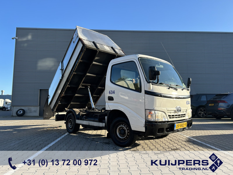 Toyota Dyna 100 3.0 D-4D / Kipper - Tipper / Blad - Bald / APK TUV 07-26 - قلاب صغير: صورة 1 Toyota Dyna 100 3.0 D-4D / Kipper - Tipper / Blad - Bald / APK TUV 07-26 - قلاب صغير: صورة 1