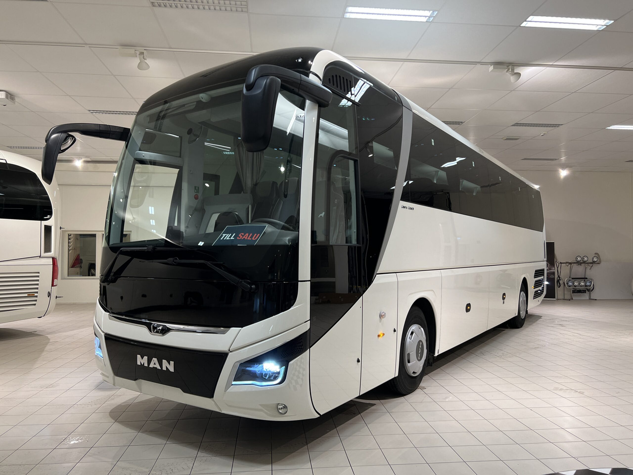 MAN Lions Coach R07 Euro 6E - حافلة نقل لمسافات طويلة: صورة 3 MAN Lions Coach R07 Euro 6E - حافلة نقل لمسافات طويلة: صورة 3