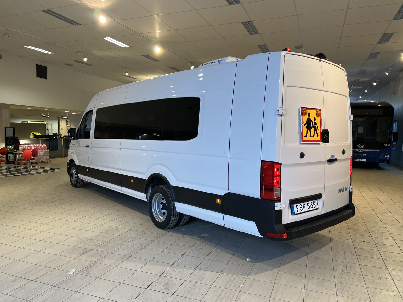 MAN TGE 6.160 Intercity - حافلة صغيرة, ميكروباص: صورة 4 MAN TGE 6.160 Intercity - حافلة صغيرة, ميكروباص: صورة 4