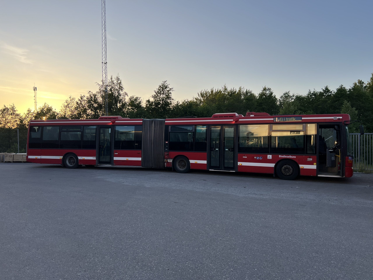 SCANIA Omnilink ledbuss EEV - حافلة مفصلية: صورة 1 SCANIA Omnilink ledbuss EEV - حافلة مفصلية: صورة 1