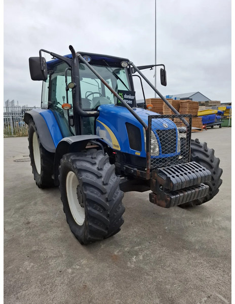 New Holland T5050 T5050 - جرار: صورة 4 New Holland T5050 T5050 - جرار: صورة 4