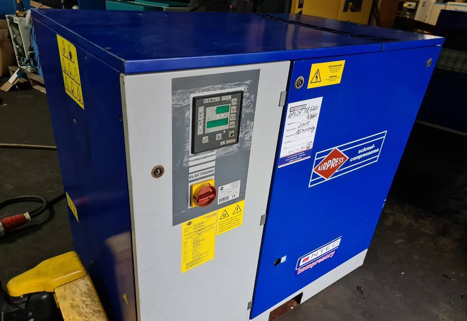 Kompresor śrubowy AIRPRESS APS 25, 18,5 kw, (2) - ضاغط هوائي: صورة 3 Kompresor śrubowy AIRPRESS APS 25, 18,5 kw, (2) - ضاغط هوائي: صورة 3
