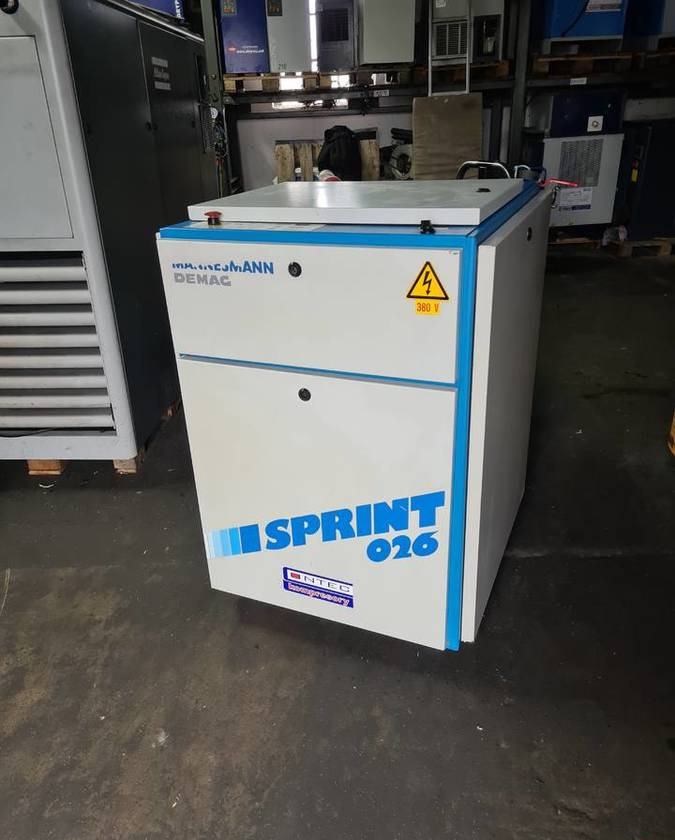 Kompresor śrubowy Demag Sprint 026, 15 kw - ضاغط هوائي: صورة 2 Kompresor śrubowy Demag Sprint 026, 15 kw - ضاغط هوائي: صورة 2