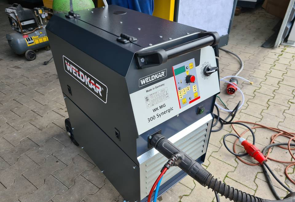 SPAWARKA MIG WELDKAR 300 Synergic 300A - معدات اللحام: صورة 1 SPAWARKA MIG WELDKAR 300 Synergic 300A - معدات اللحام: صورة 1