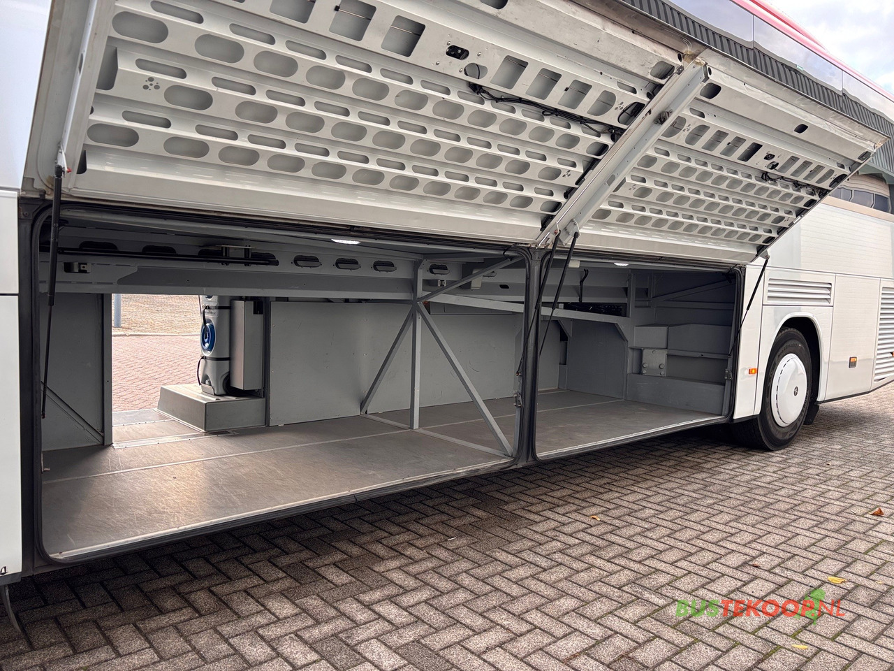 حافلة نقل لمسافات طويلة SETRA S 415GT-HD: صورة 9