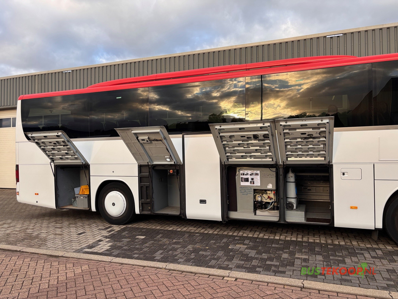 حافلة نقل لمسافات طويلة SETRA S 415GT-HD: صورة 8