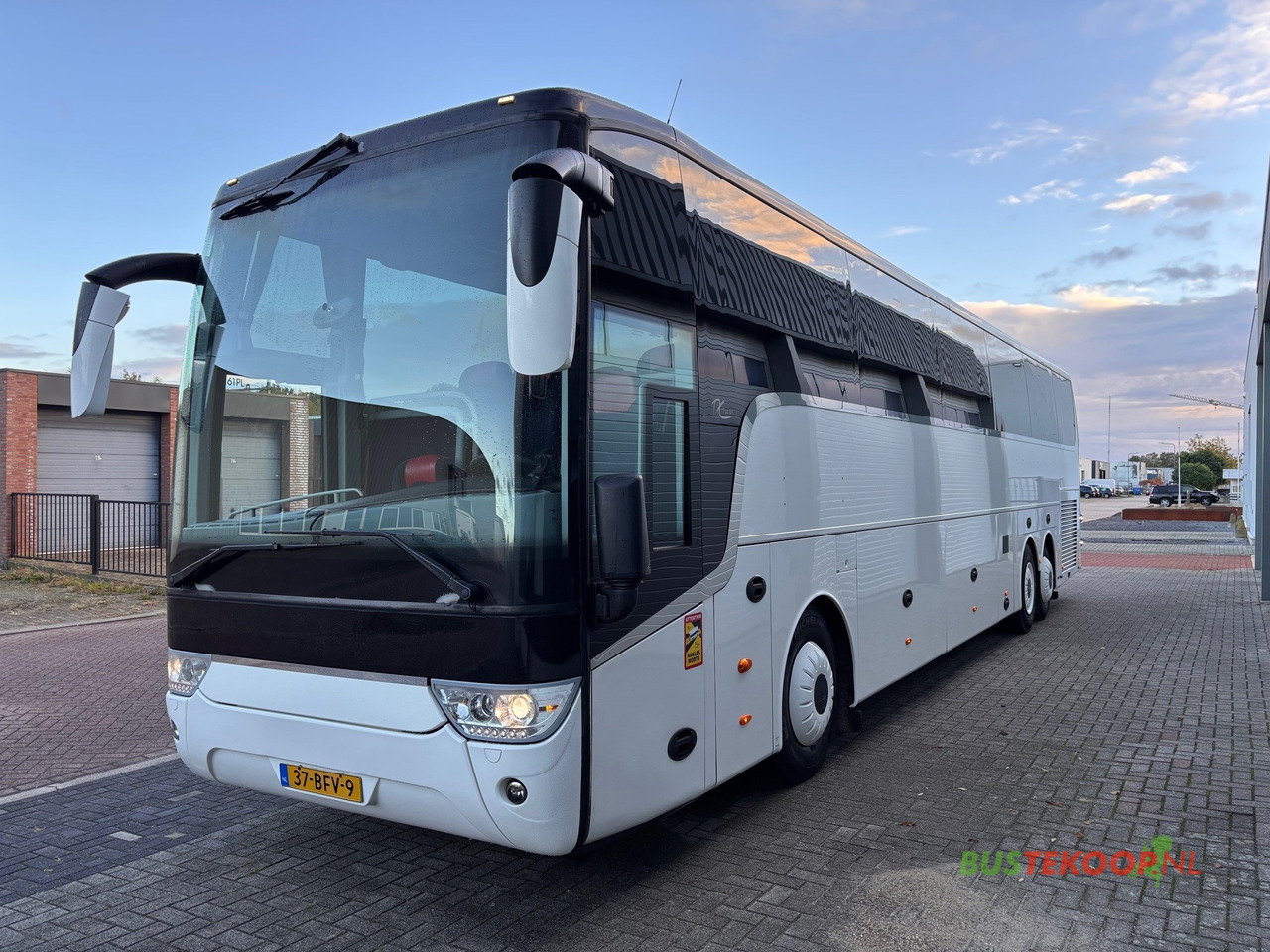 Vanhool TX17 Acron, ROLSTOELBUS - حافلة نقل لمسافات طويلة: صورة 3 Vanhool TX17 Acron, ROLSTOELBUS - حافلة نقل لمسافات طويلة: صورة 3