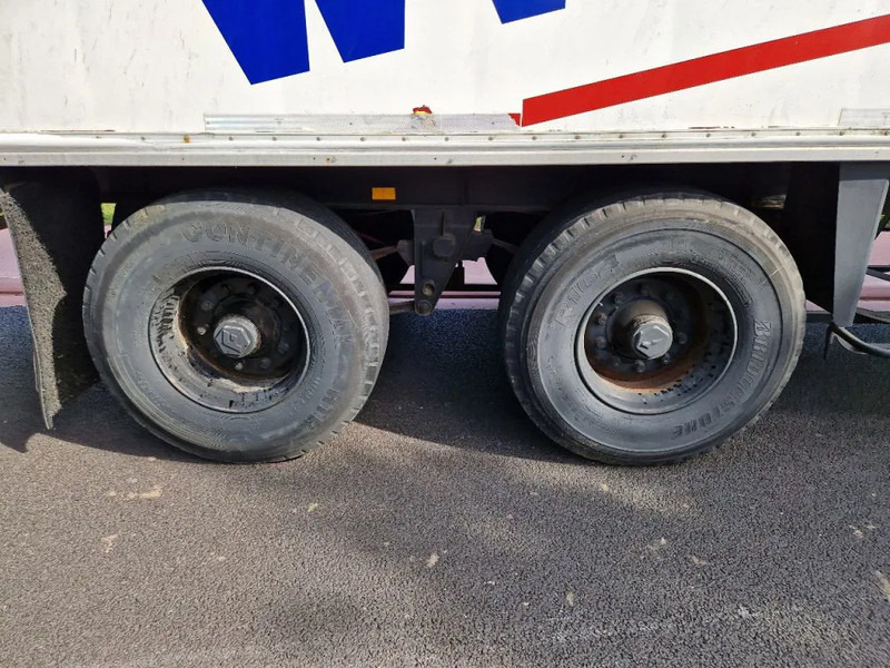 نصف مقطورة بصندوق مغلق Fruehauf D32C / LAMMES - BLATT - SPRING: صورة 9