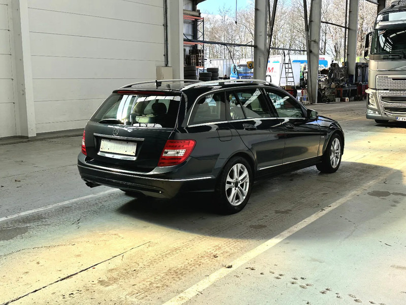 Mercedes-Benz C-Klasse C200 CDI / MOTORPROBLEEM /PROBLEME DE MOTEUR / MOTORPROBLEM - سيارة: صورة 5 Mercedes-Benz C-Klasse C200 CDI / MOTORPROBLEEM /PROBLEME DE MOTEUR / MOTORPROBLEM - سيارة: صورة 5