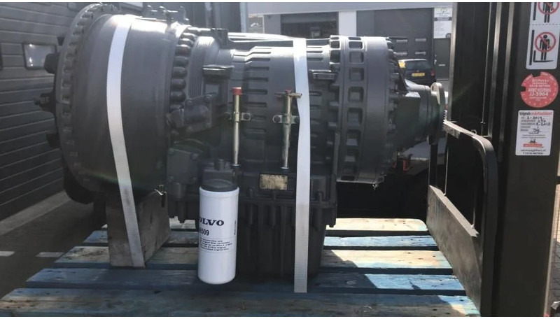 Volvo PT1860 22517, 22546 - علبة التروس و قطع الغيار - شاحنة مفصلية: صورة 1 Volvo PT1860 22517, 22546 - علبة التروس و قطع الغيار - شاحنة مفصلية: صورة 1