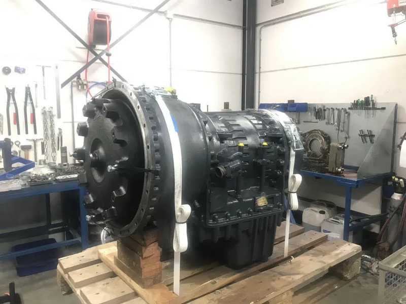 Volvo Versnellingsbak PT2116 22416 - صندوق التروس - شاحنة مفصلية: صورة 3 Volvo Versnellingsbak PT2116 22416 - صندوق التروس - شاحنة مفصلية: صورة 3