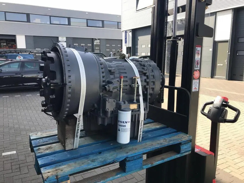 Volvo Versnellingsbak PT2116 22416 - صندوق التروس - شاحنة مفصلية: صورة 2 Volvo Versnellingsbak PT2116 22416 - صندوق التروس - شاحنة مفصلية: صورة 2
