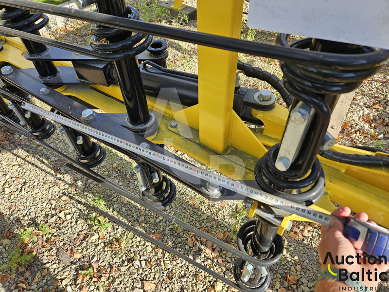 تأجير Bednar Striegel-Pro PN 7500 Bednar Striegel-Pro PN 7500: صورة 9