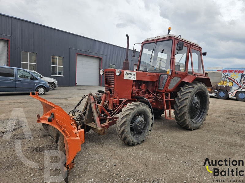 Belarus MTZ 82 - جرار: صورة 1 Belarus MTZ 82 - جرار: صورة 1