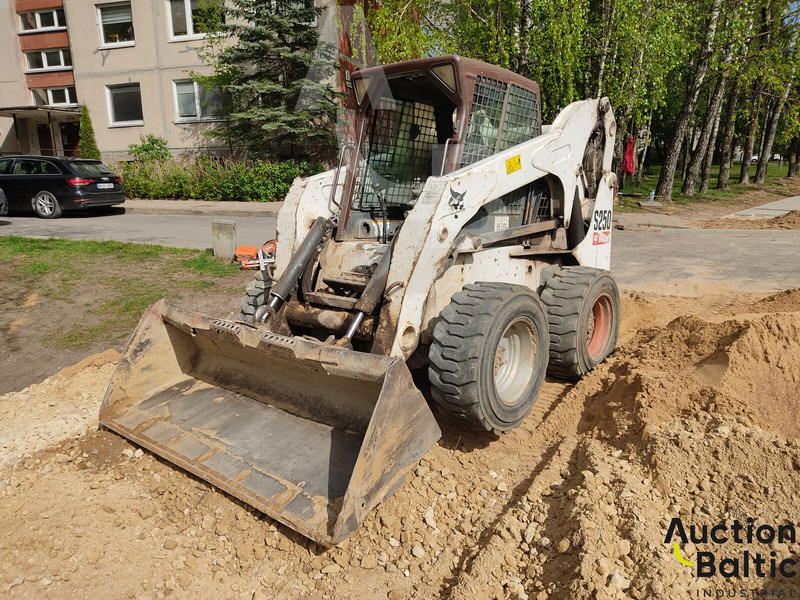 Bobcat S 250 - شيول صغير: صورة 1 Bobcat S 250 - شيول صغير: صورة 1