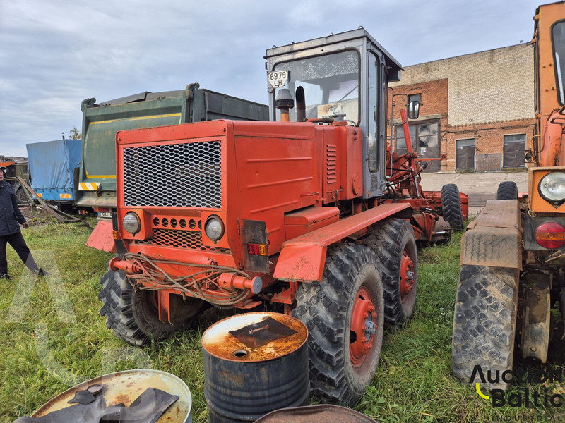 Briansko Arsenalas GS-14.02 - ماكينة تسوية: صورة 4 Briansko Arsenalas GS-14.02 - ماكينة تسوية: صورة 4