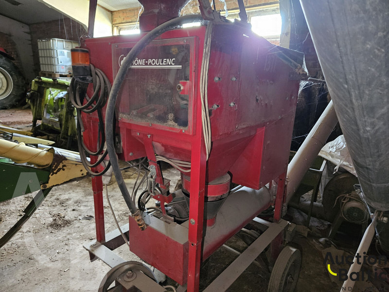 Ceres - معدات الماشية: صورة 4 Ceres - معدات الماشية: صورة 4