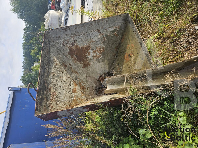 Concrete hopper - بكت - آلات الإنشاء: صورة 3 Concrete hopper - بكت - آلات الإنشاء: صورة 3