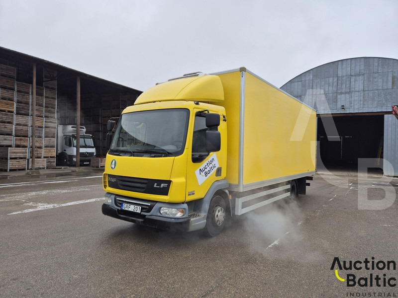 DAF FA LF 45.180 - شاحنة صندوقية: صورة 1 DAF FA LF 45.180 - شاحنة صندوقية: صورة 1