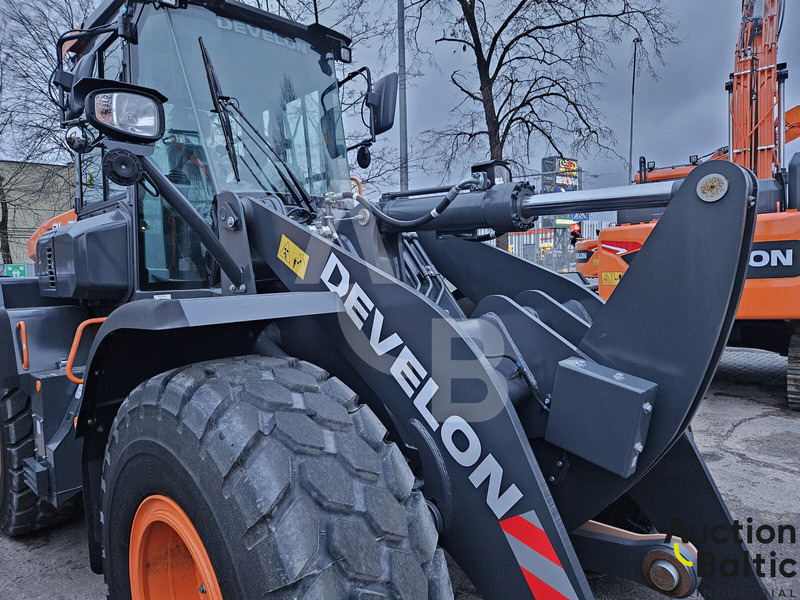 Develon DL250 - اللودر بعجل: صورة 4 Develon DL250 - اللودر بعجل: صورة 4