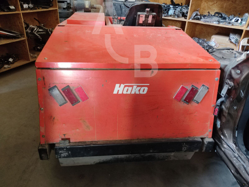 Hako Jonas 1500 - سياره كنس شوارع: صورة 5 Hako Jonas 1500 - سياره كنس شوارع: صورة 5