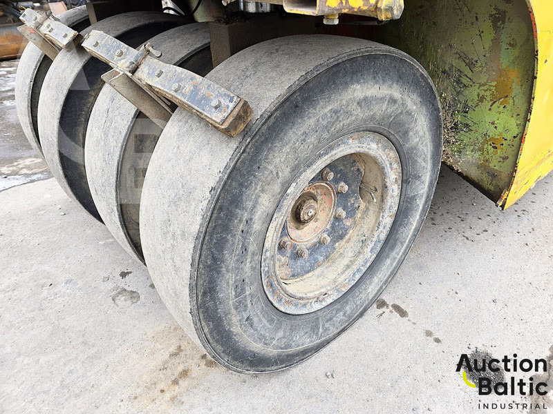 Hamm GRW 18 - رَصَّاص بعجلات مطاطية: صورة 4 Hamm GRW 18 - رَصَّاص بعجلات مطاطية: صورة 4