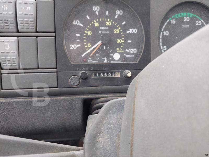 تأجير Iveco 180E18 Iveco 180E18: صورة 7