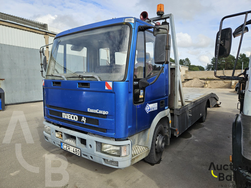 Iveco 75E14 - شاحنة سحب: صورة 1 Iveco 75E14 - شاحنة سحب: صورة 1