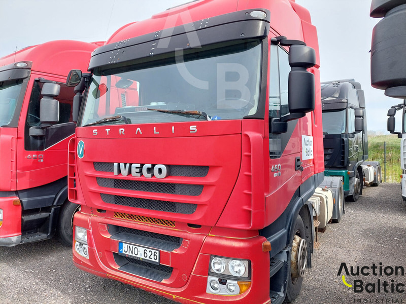 Iveco Stralis AS 440 S45 - مقطورة السحب: صورة 1 Iveco Stralis AS 440 S45 - مقطورة السحب: صورة 1