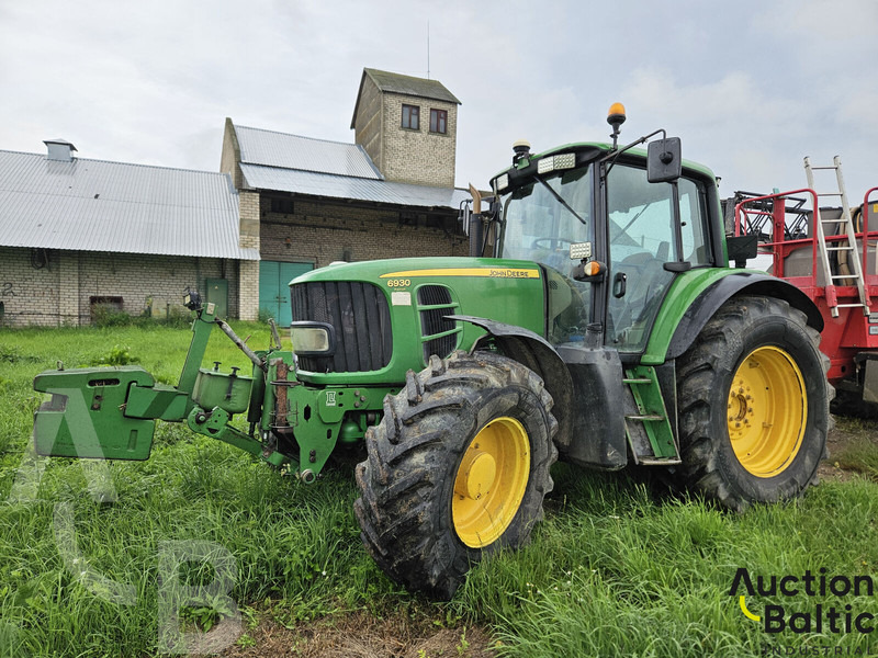 John Deere 6930 Premium - جرار: صورة 1 John Deere 6930 Premium - جرار: صورة 1