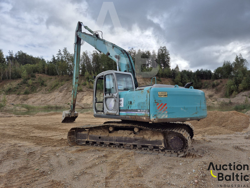 Kobelco SK 250 LC - حفار زاحف: صورة 3 Kobelco SK 250 LC - حفار زاحف: صورة 3