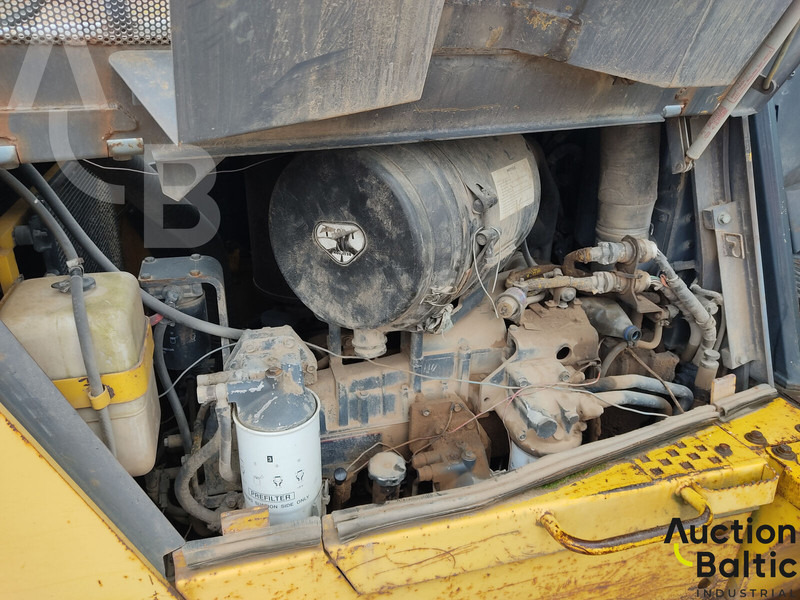 تأجير Komatsu D85PX-15 Komatsu D85PX-15: صورة 18