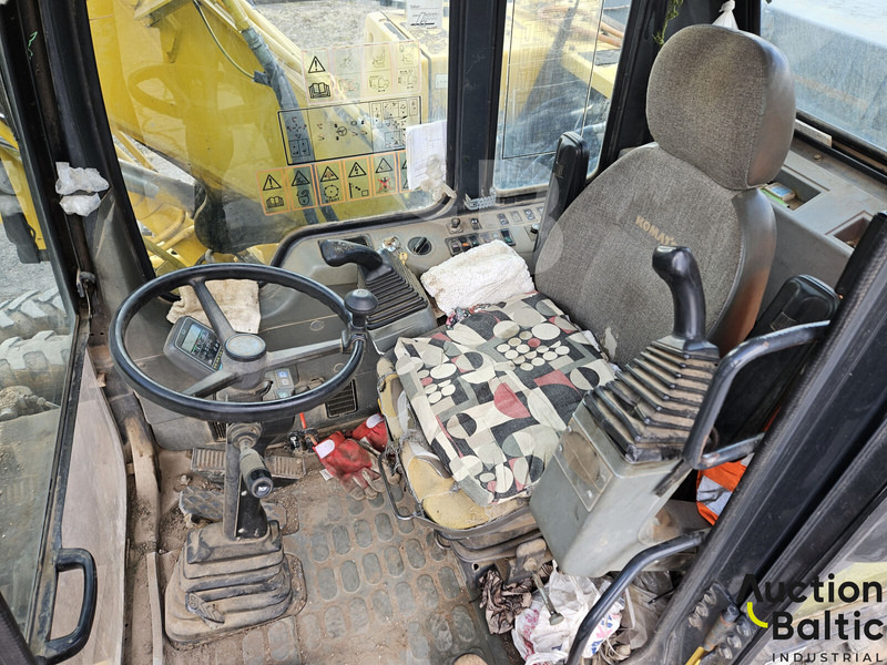 Komatsu PW130ES-6K - حفار ذو عجلات: صورة 5 Komatsu PW130ES-6K - حفار ذو عجلات: صورة 5