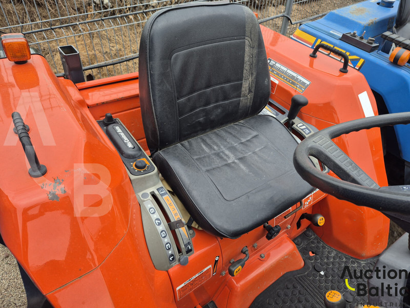 Kubota GL 240 - جرار: صورة 5 Kubota GL 240 - جرار: صورة 5