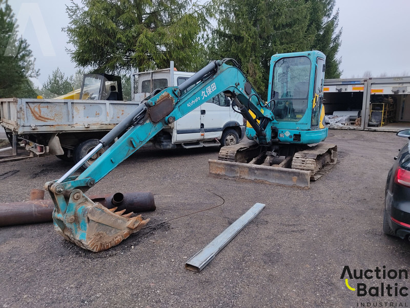 Kubota KX155-3 - حفار صغير: صورة 1 Kubota KX155-3 - حفار صغير: صورة 1