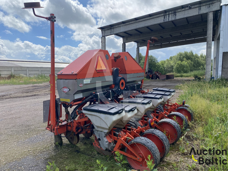 Kuhn Planter 2 - آلة البذر الدقيق: صورة 3 Kuhn Planter 2 - آلة البذر الدقيق: صورة 3