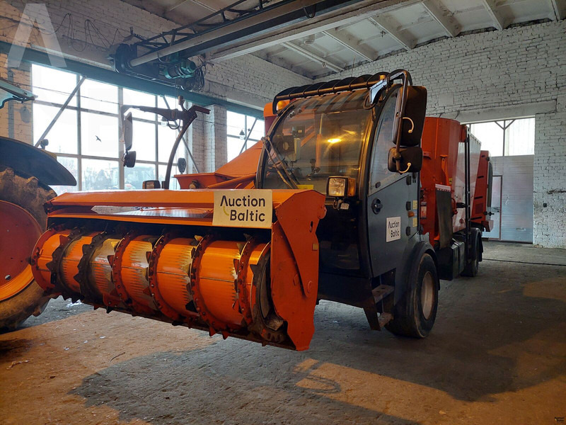 Kuhn SPW 14 Compact - معدات الماشية: صورة 2 Kuhn SPW 14 Compact - معدات الماشية: صورة 2