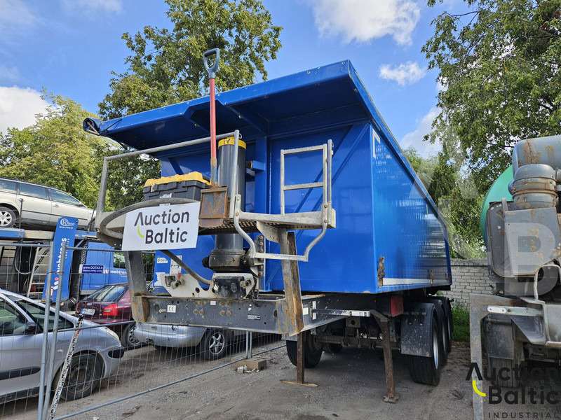 Langendorf SKA 24/30 - نصف مقطورة بستائر جانبية: صورة 1 Langendorf SKA 24/30 - نصف مقطورة بستائر جانبية: صورة 1